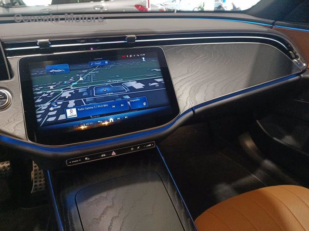 MERCEDES E 220 d amg line premium plus auto