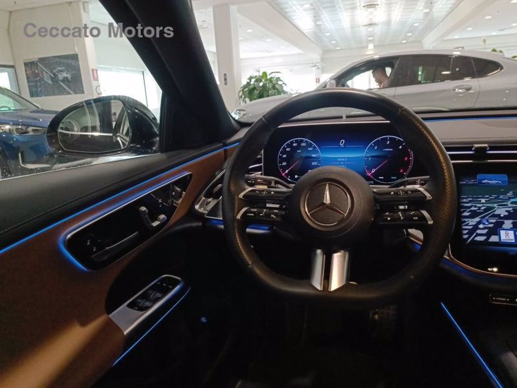 MERCEDES E 220 d amg line premium plus auto