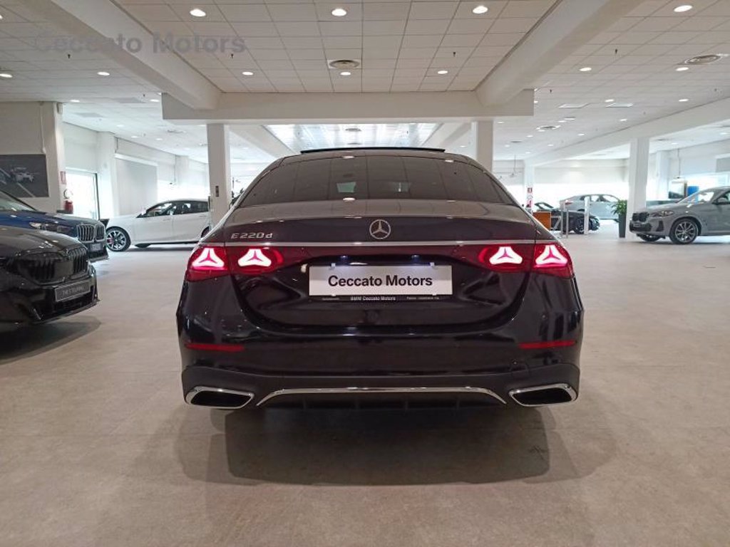 MERCEDES E 220 d amg line premium plus auto