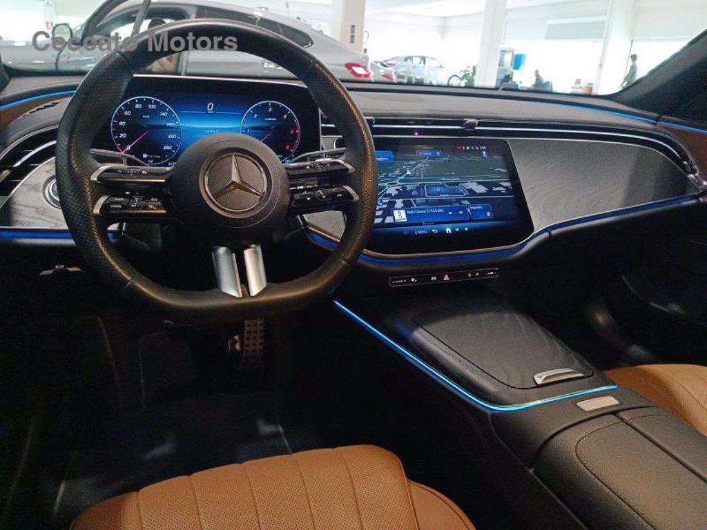 MERCEDES E 220 d amg line premium plus auto