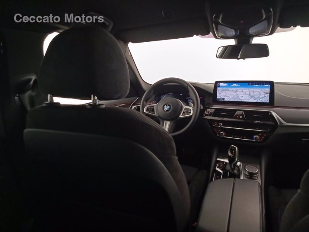 BMW 520d touring mhev 48v msport auto