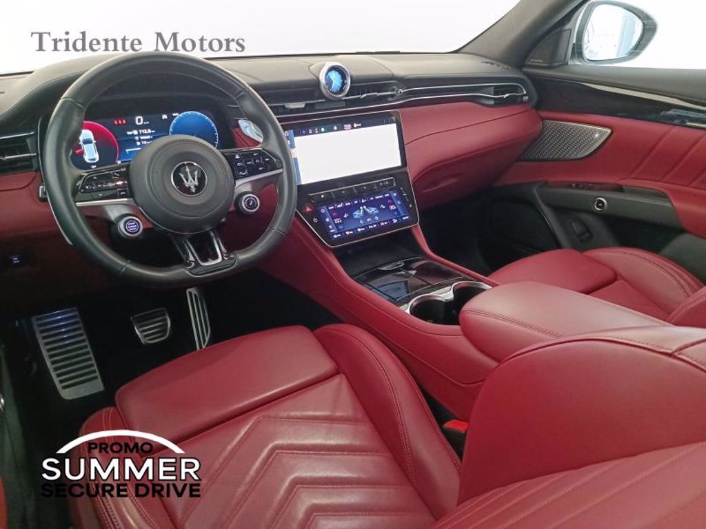 MASERATI Grecale 2.0 mhev modena 330cv auto