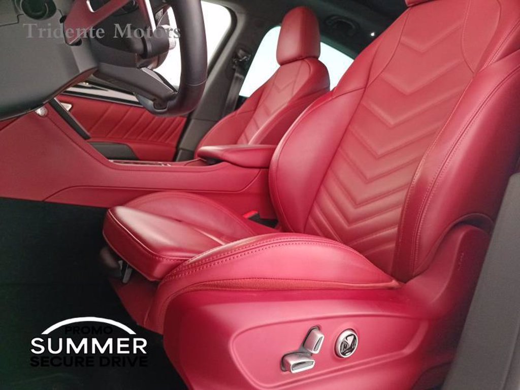 MASERATI Grecale 2.0 mhev modena 330cv auto
