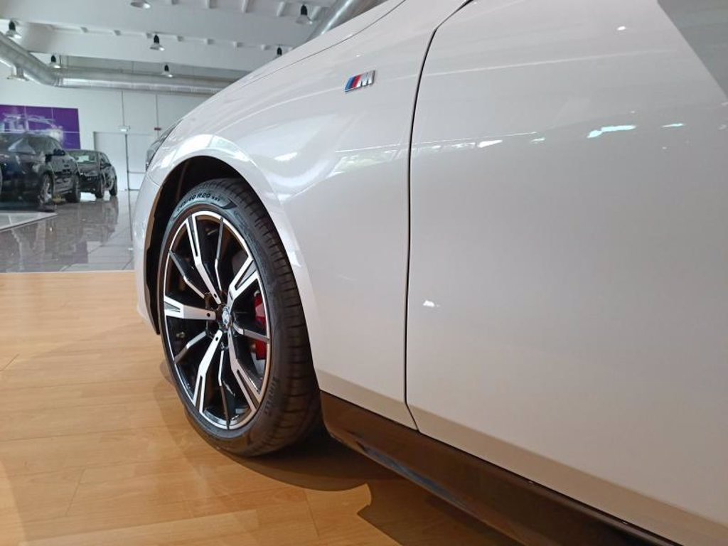 BMW 520d touring 48v xdrive msport pro auto