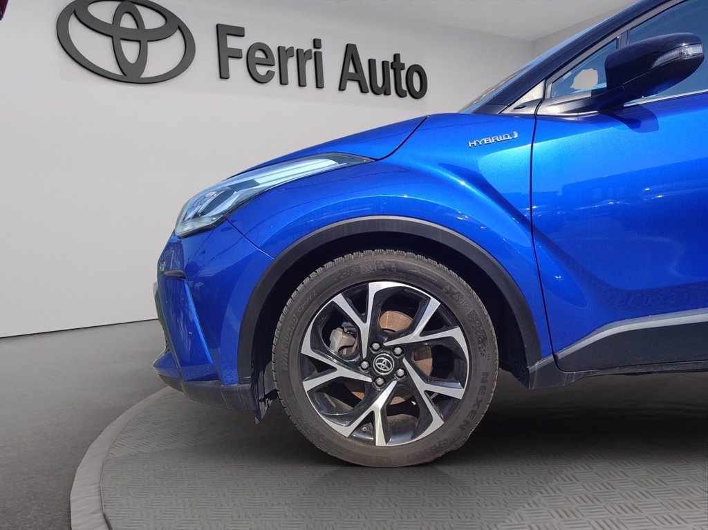 TOYOTA C-hr 2.0h trend e-cvt