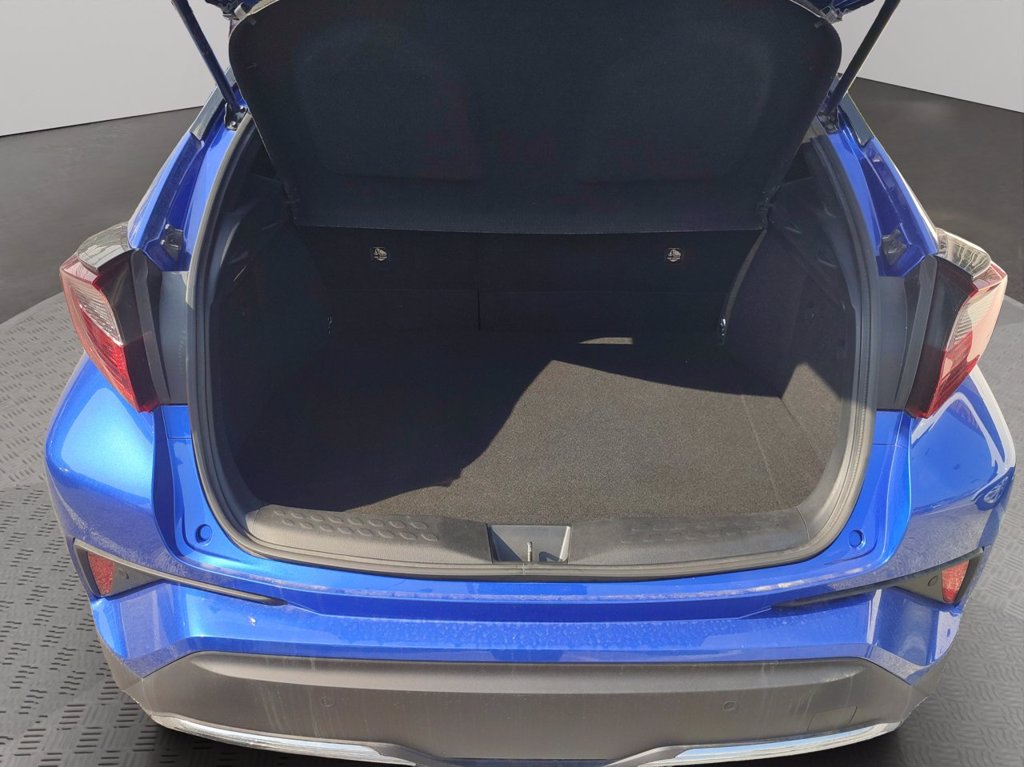 TOYOTA C-hr 2.0h trend e-cvt