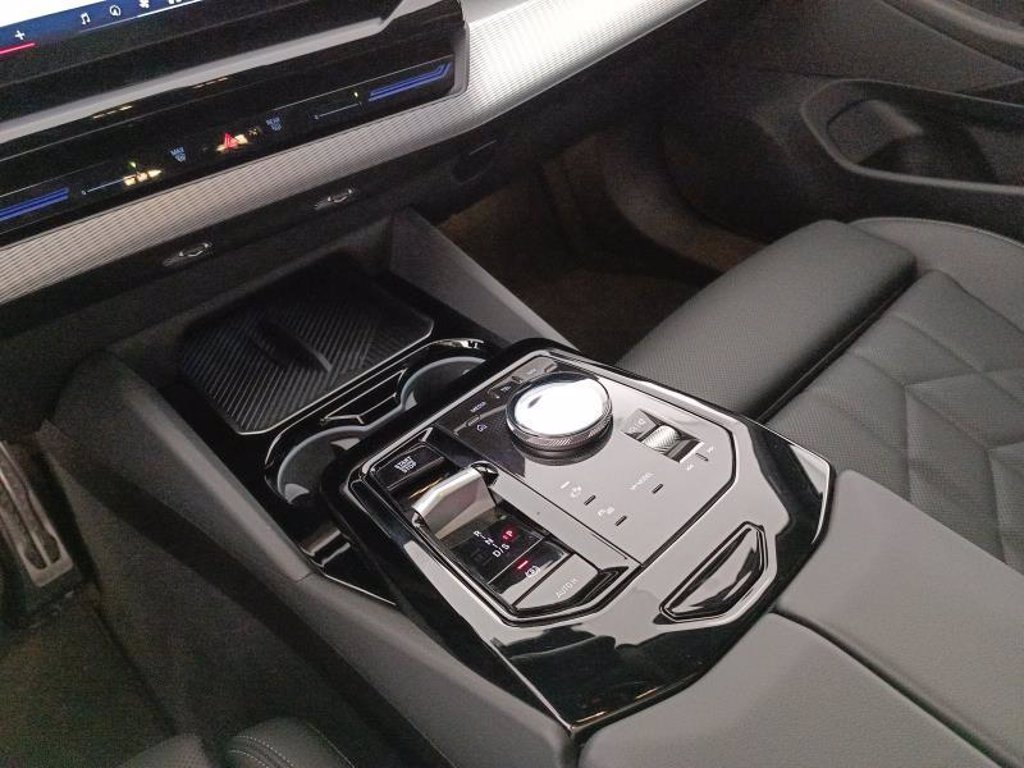 BMW 520d touring 48v xdrive msport pro auto