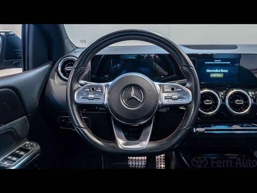 MERCEDES B 200 d premium auto