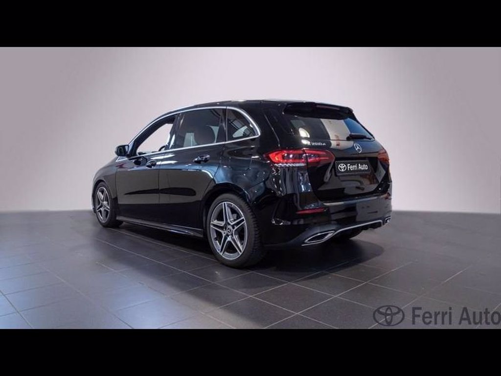 MERCEDES B 200 d premium auto