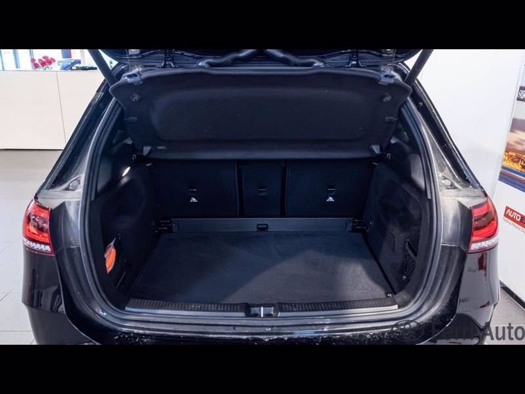 MERCEDES B 200 d premium auto