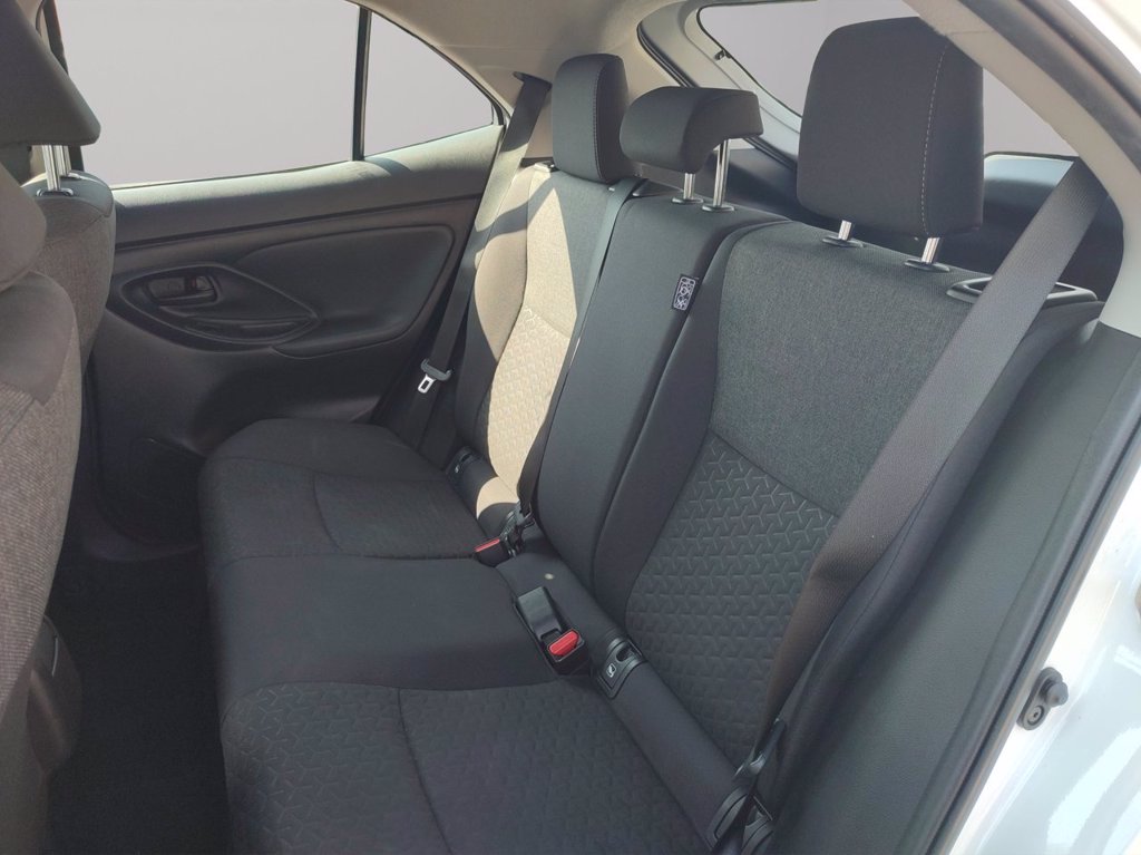 TOYOTA Yaris cross 1.5h active fwd 116cv e-cvt