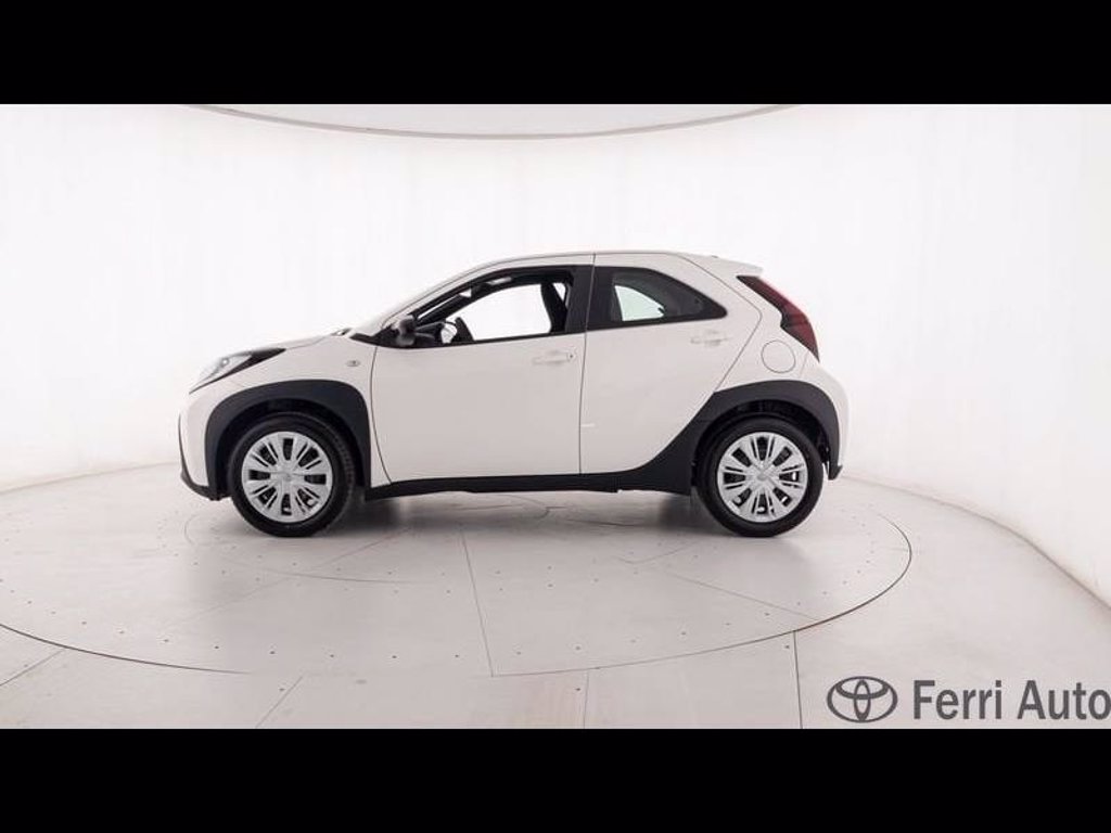 TOYOTA Aygo x 1.0 active 72cv