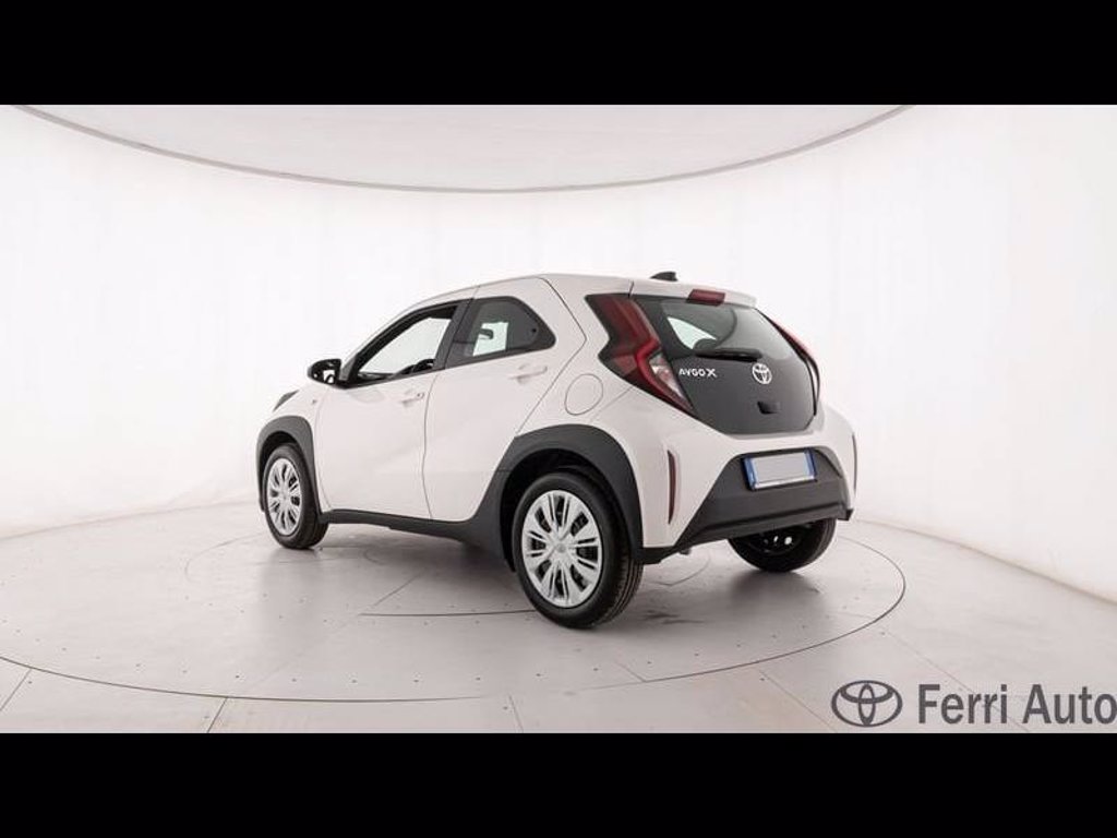TOYOTA Aygo x 1.0 active 72cv