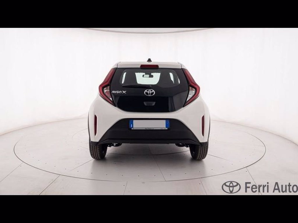 TOYOTA Aygo x 1.0 active 72cv