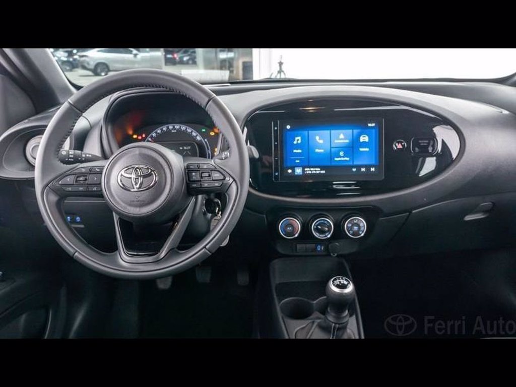TOYOTA Aygo x 1.0 active 72cv