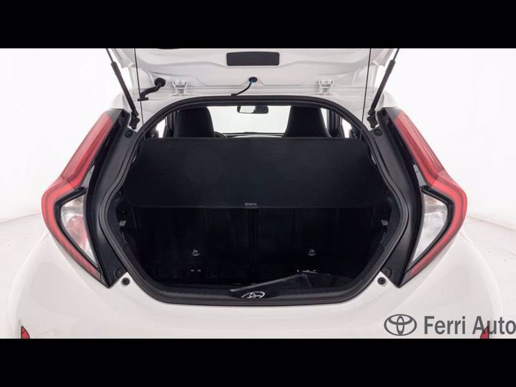 TOYOTA Aygo x 1.0 active 72cv