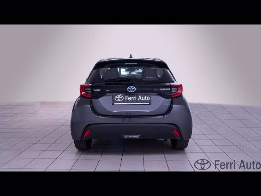 TOYOTA Yaris 1.5h trend