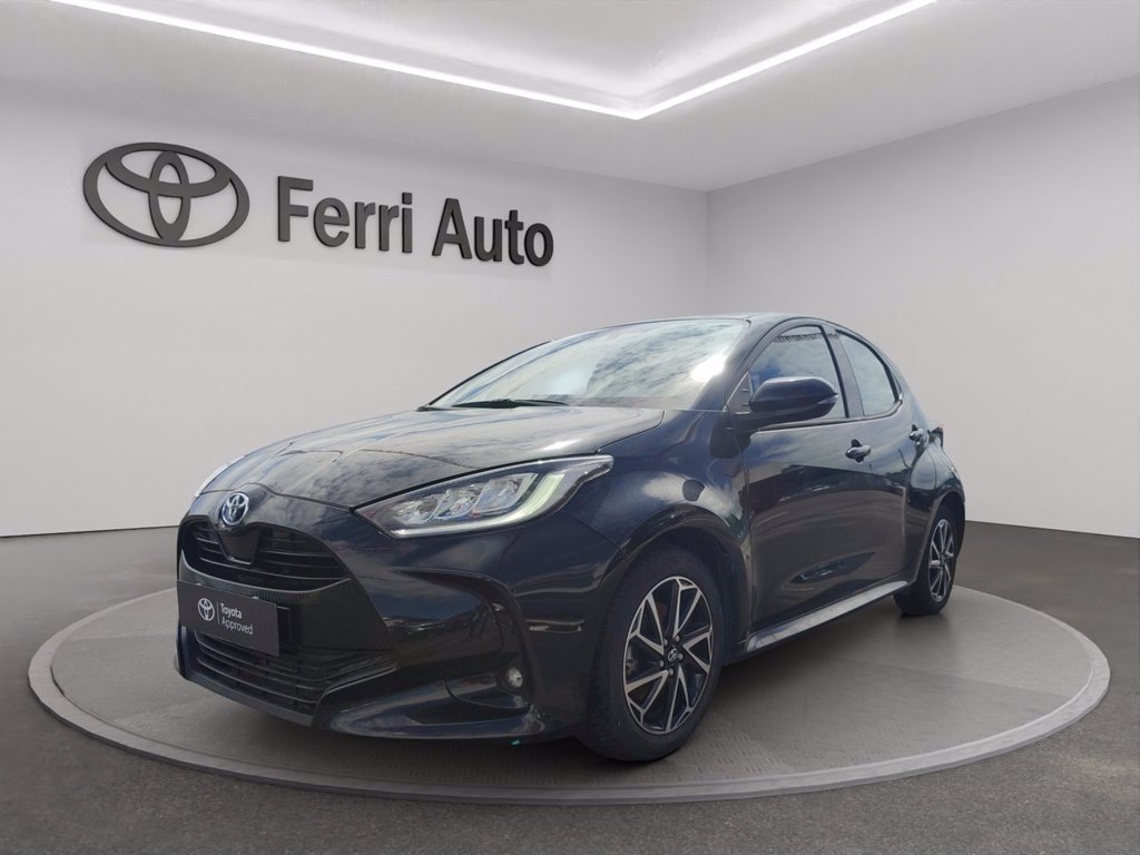 TOYOTA Yaris 1.5h trend