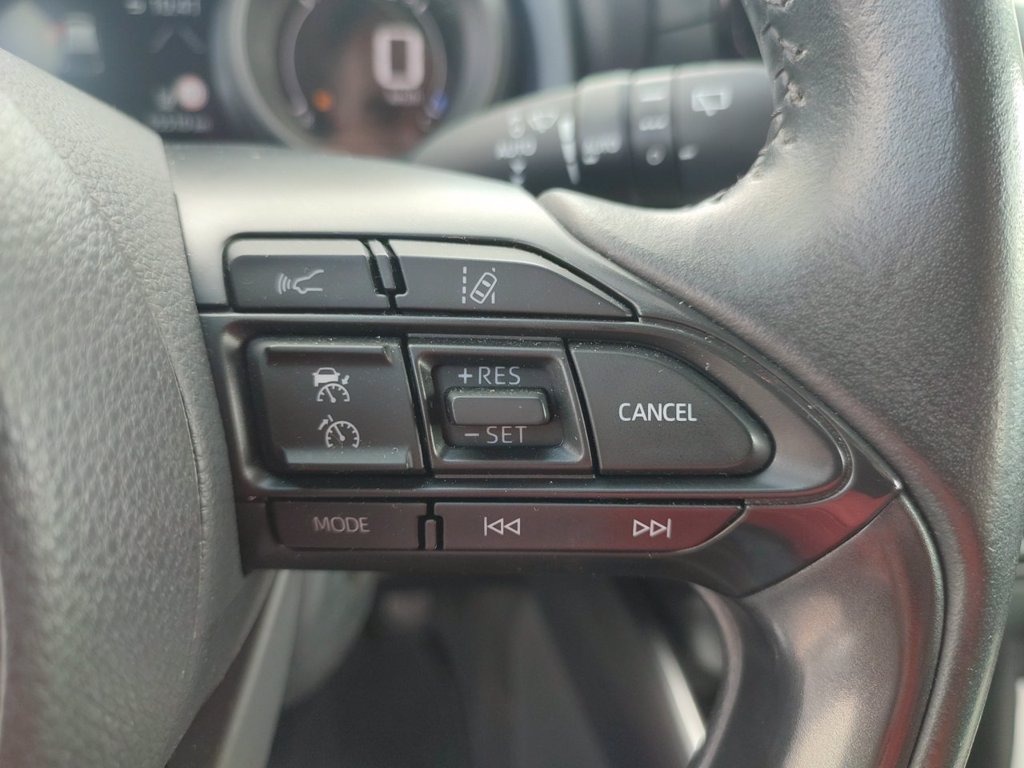 TOYOTA Yaris 1.5h trend