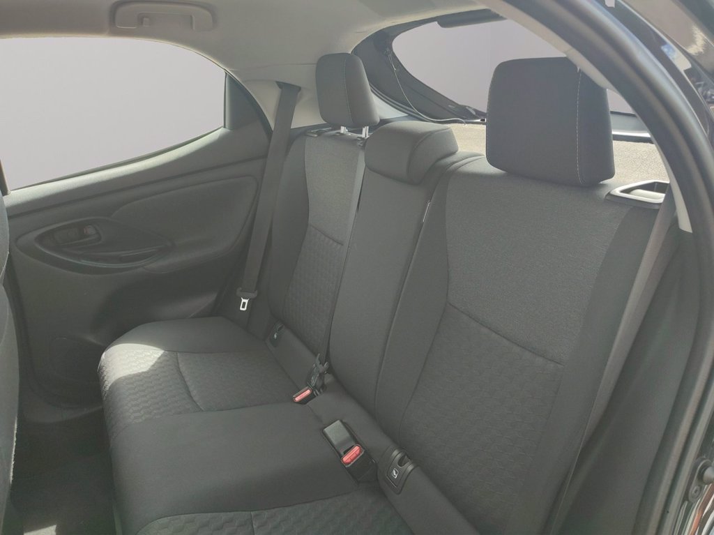 TOYOTA Yaris 1.5h trend