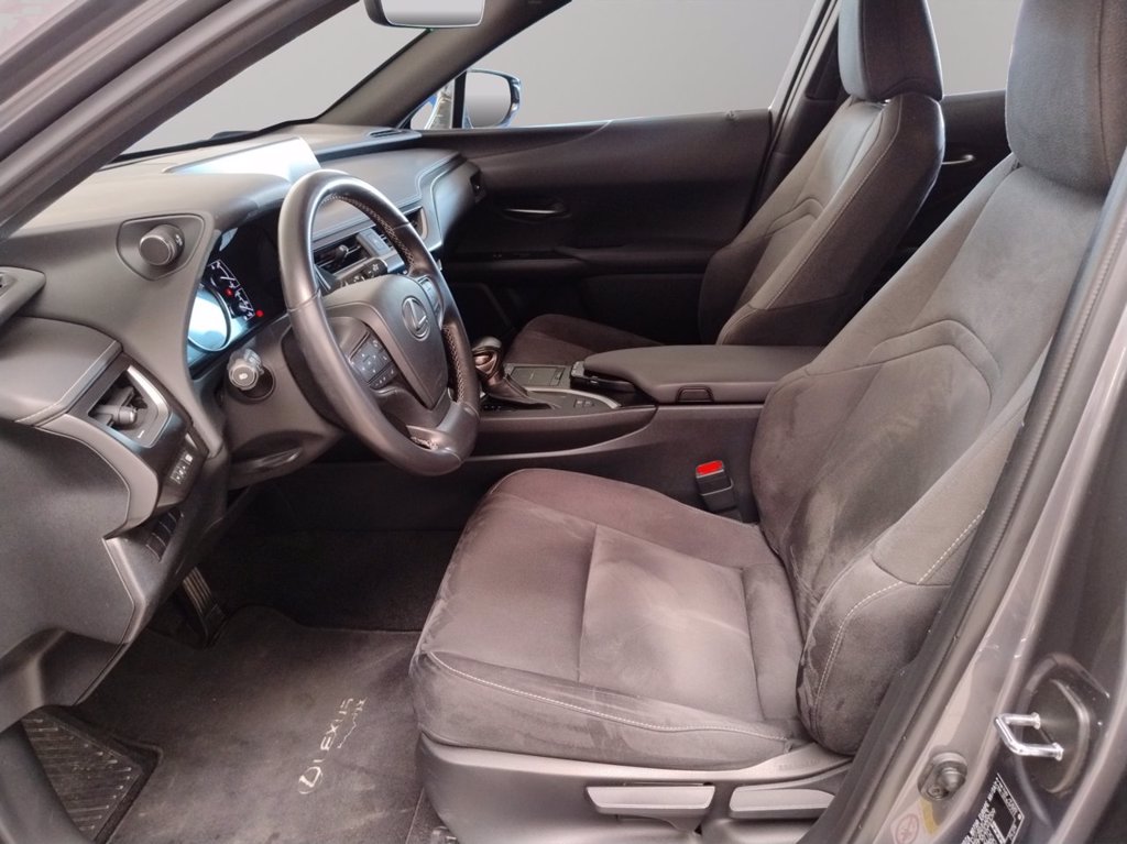 LEXUS Ux 250h 2.0 executive 2wd cvt my20