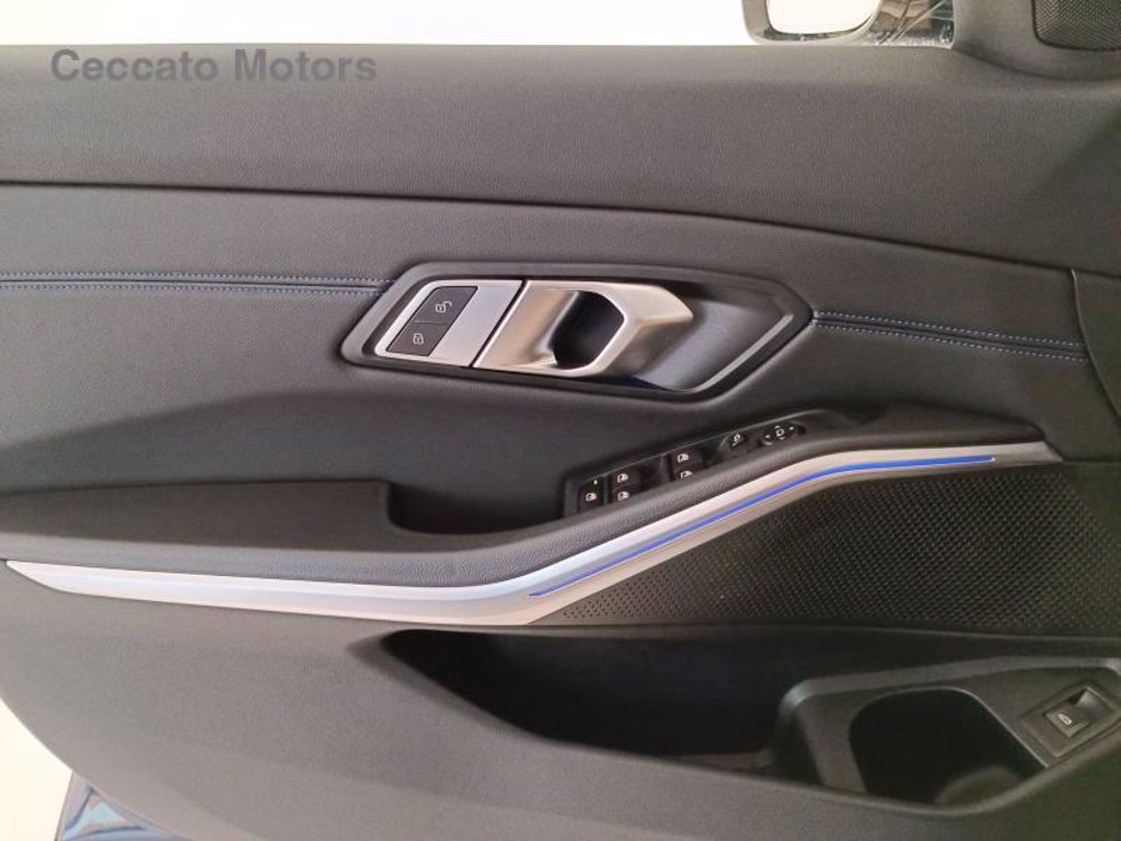 BMW 320d touring mhev 48v msport auto