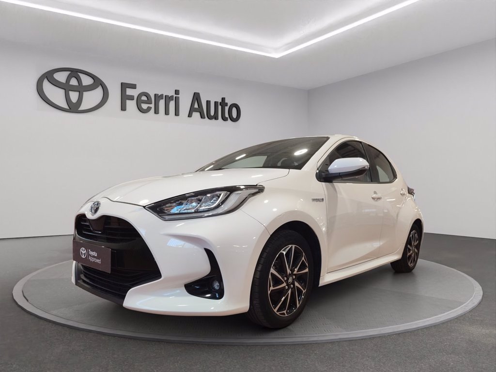 TOYOTA Yaris 1.5h trend