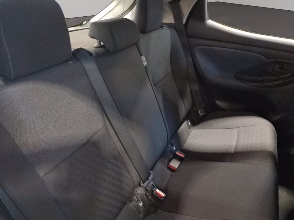 TOYOTA Yaris 1.5h trend
