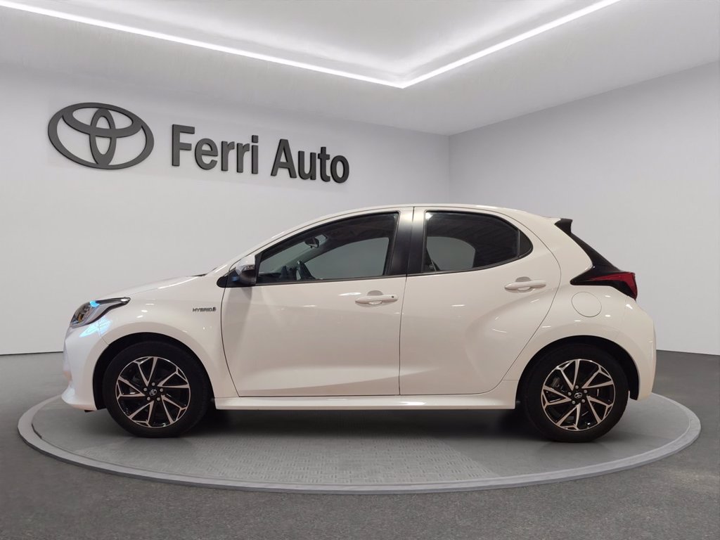 TOYOTA Yaris 1.5h trend