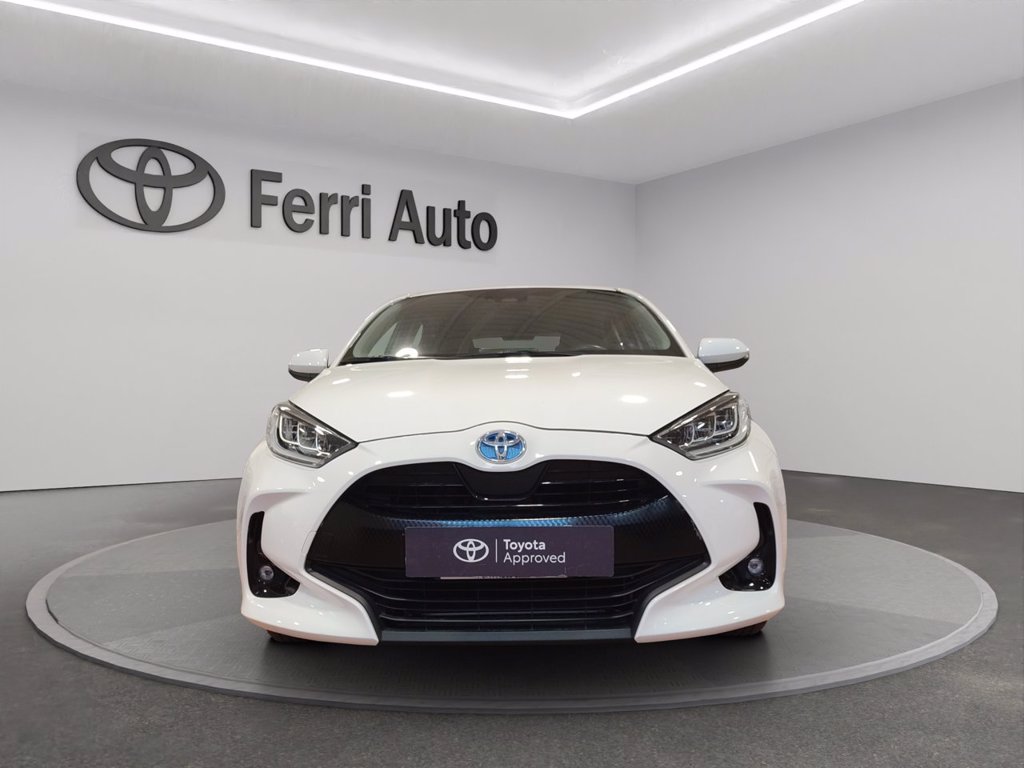 TOYOTA Yaris 1.5h trend