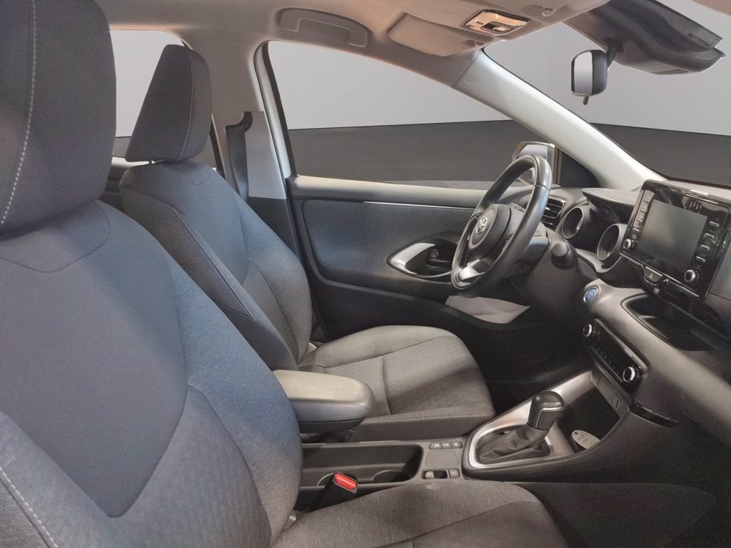 TOYOTA Yaris 1.5h trend