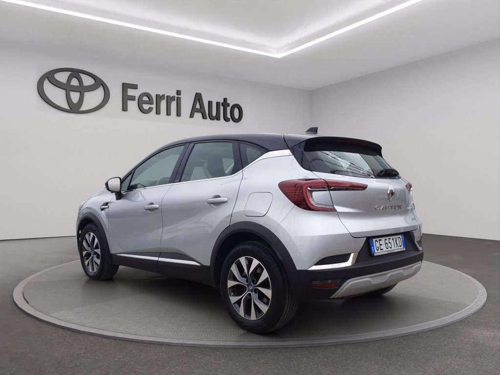 RENAULT Captur 1.6 e-tech phev intens 160cv auto my21