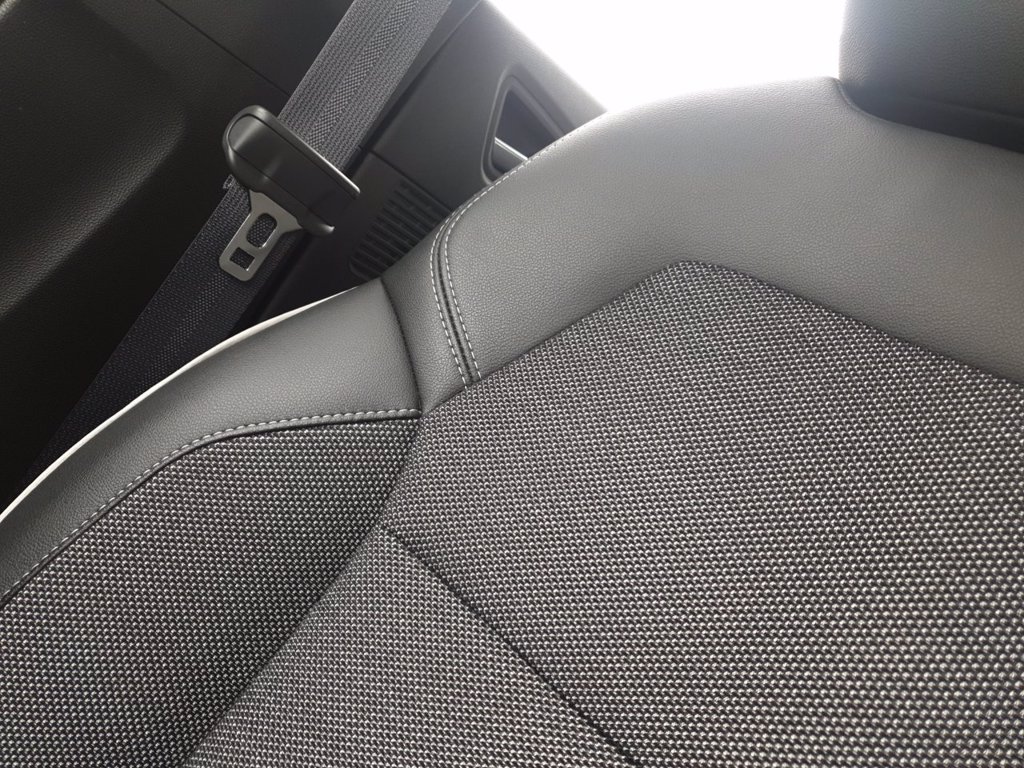 RENAULT Captur 1.6 e-tech phev intens 160cv auto my21