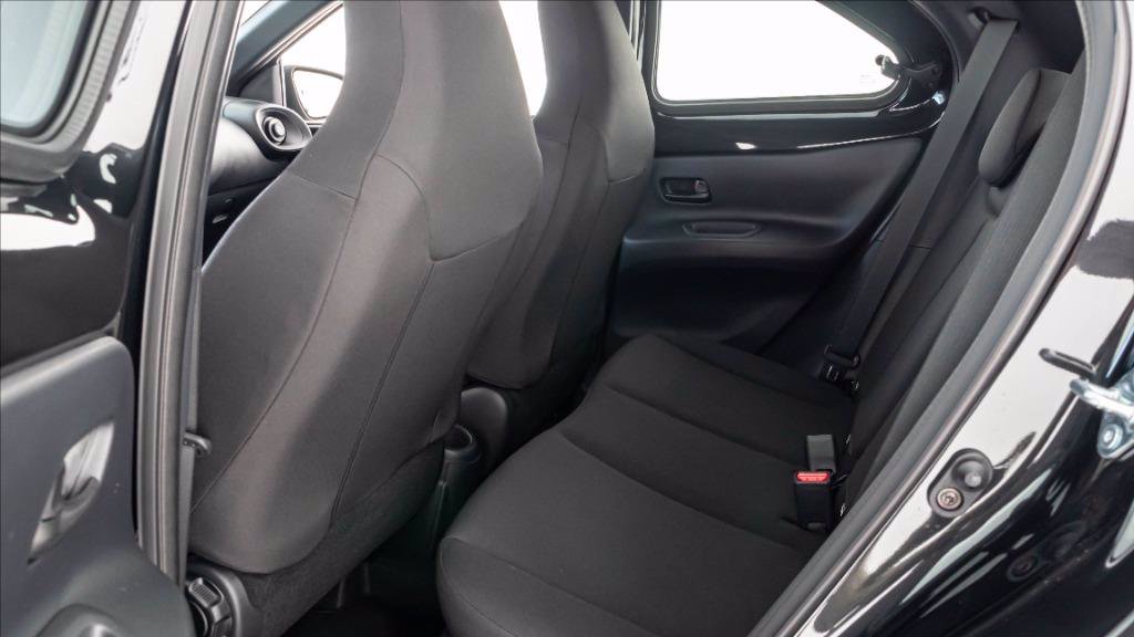 TOYOTA Aygo x 1.0 active 72cv
