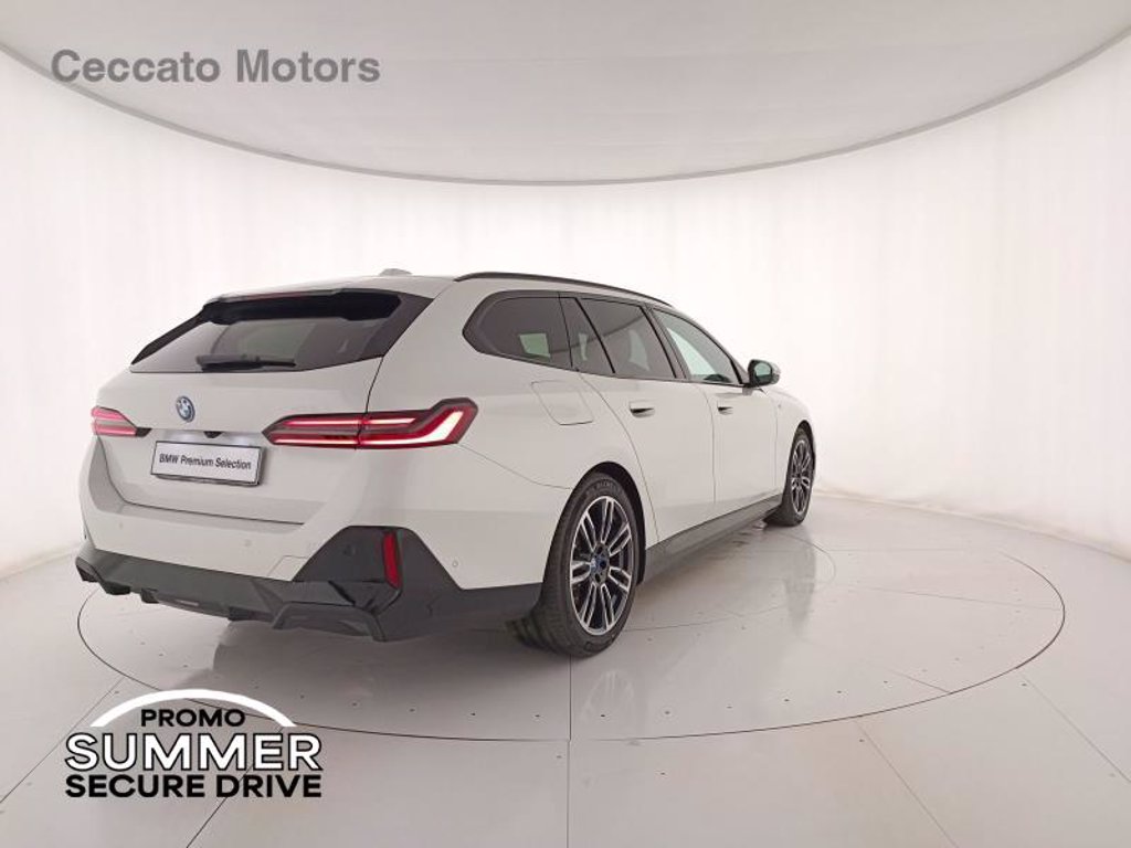BMW 530e touring xdrive msport pro auto