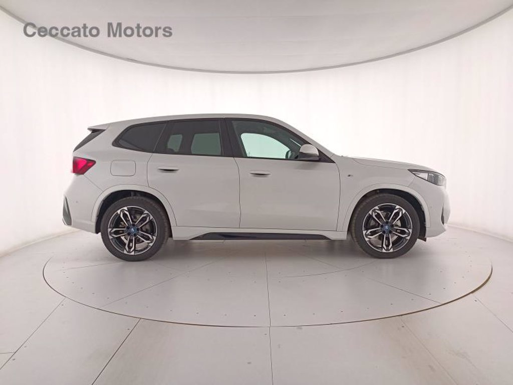 BMW Ix1 edrive 20 msport