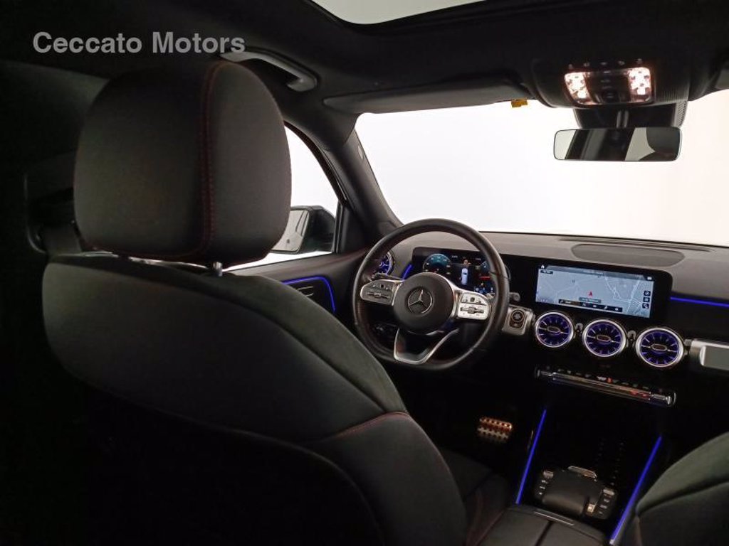 MERCEDES Glb 200 d premium auto
