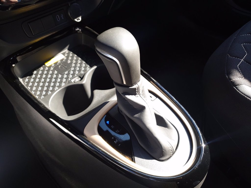 TOYOTA Aygo x 1.0 lounge 72cv s-cvt