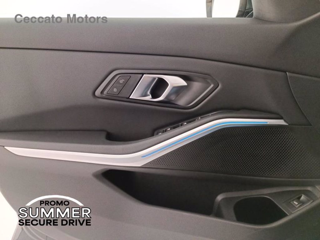 BMW 320i msport pro auto