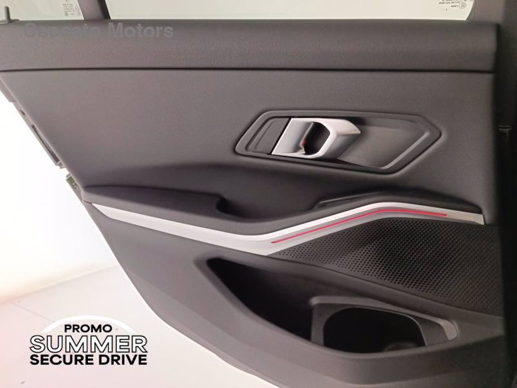 BMW 320i msport pro auto