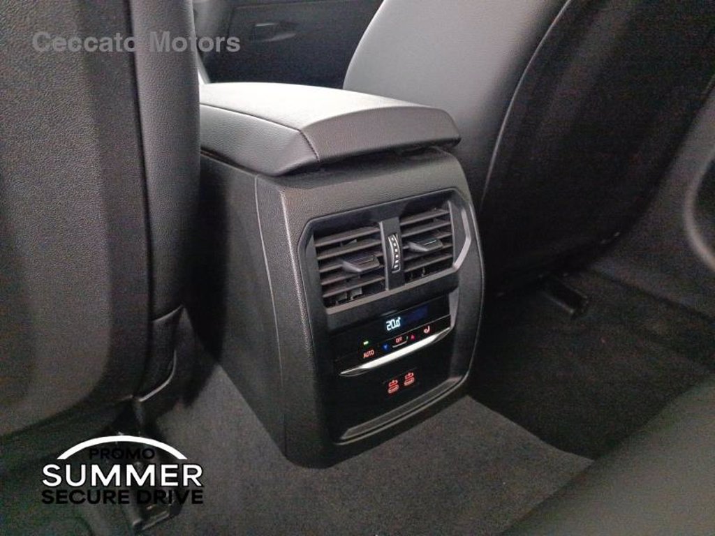 BMW 320i msport pro auto