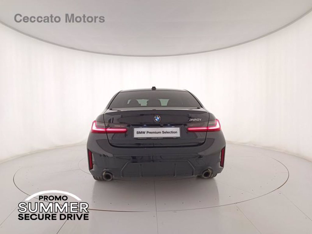 BMW 320i msport pro auto