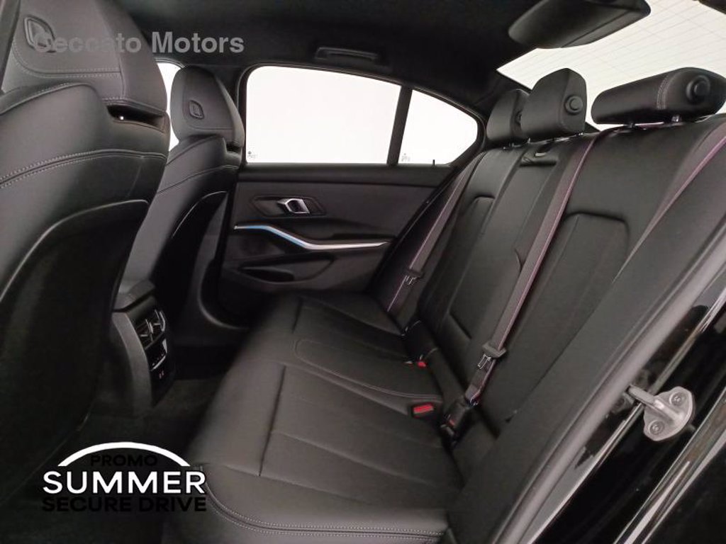 BMW 320i msport pro auto