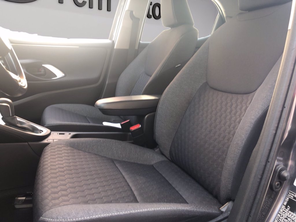 TOYOTA Yaris 1.5h trend