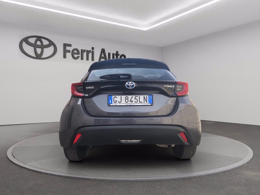 TOYOTA Yaris 1.5h trend