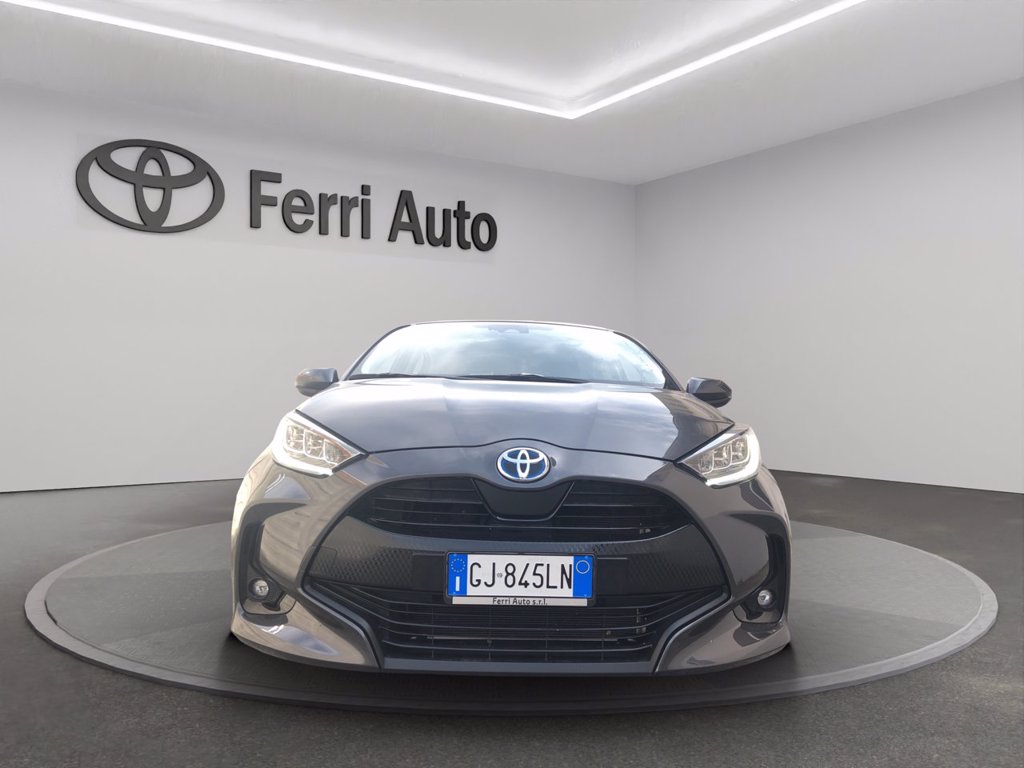 TOYOTA Yaris 1.5h trend