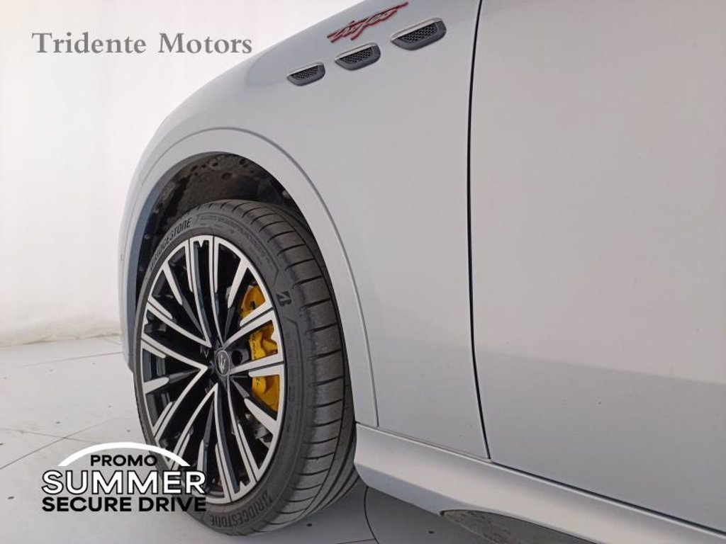 MASERATI Grecale 3.0 v6 trofeo 530cv auto