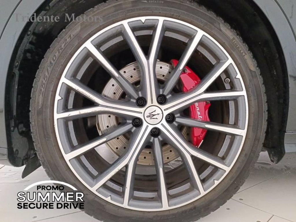 MASERATI Grecale 3.0 v6 trofeo 530cv auto