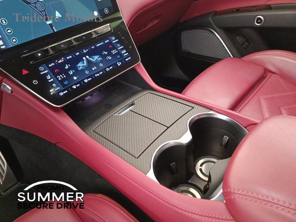 MASERATI Grecale 3.0 v6 trofeo 530cv auto