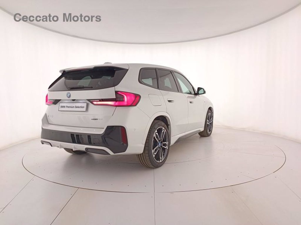 BMW Ix1 edrive 20 msport